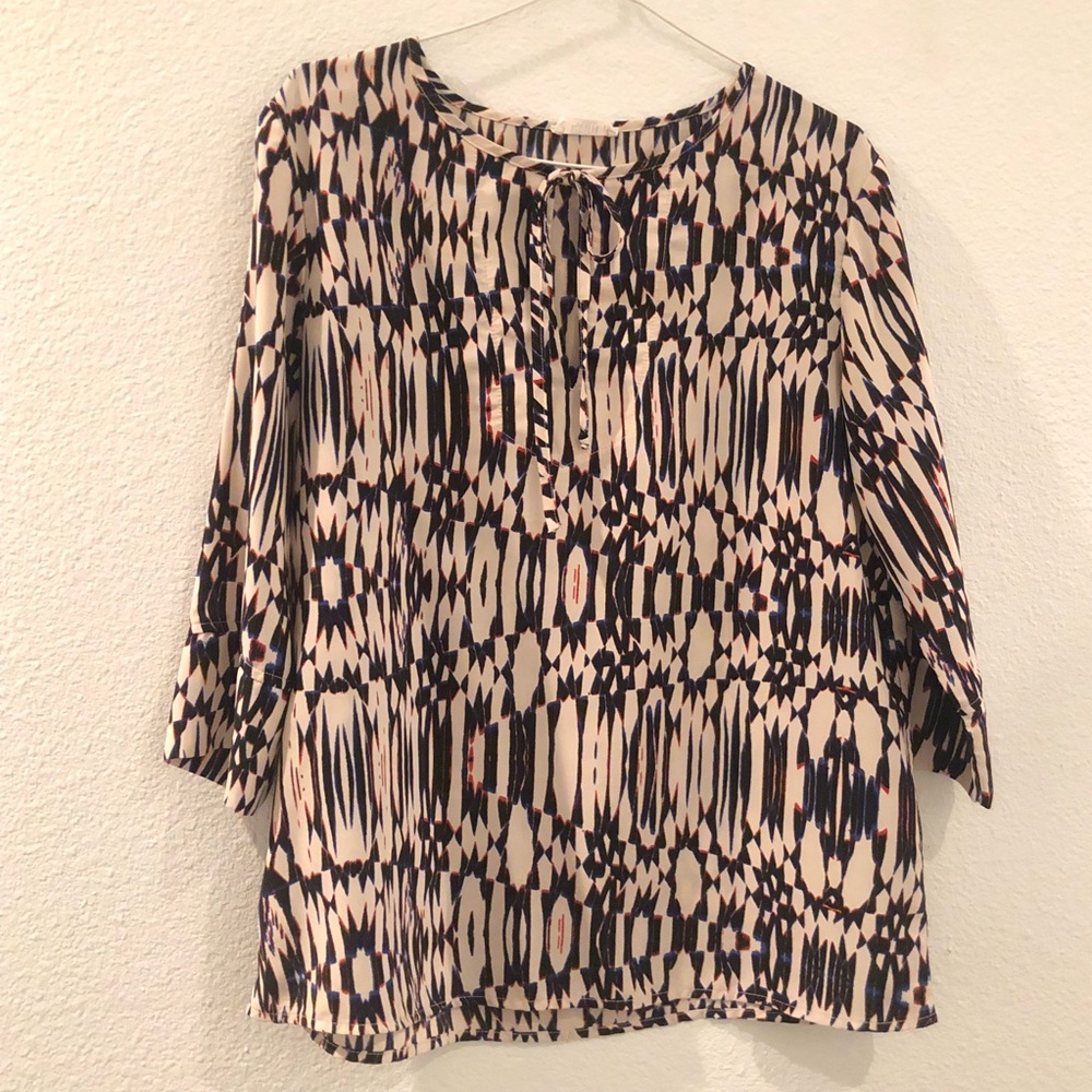 Black and Tan top